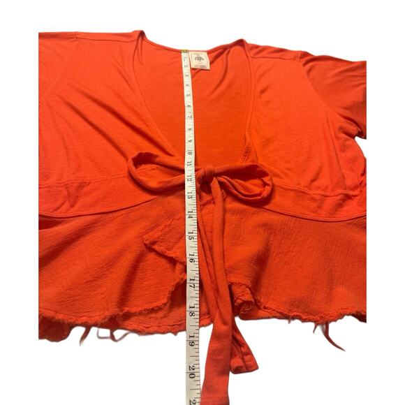 We The Free Cropped Cardigan, Modal, Front Tie, Short Sleeve, Coral, Raw Hem M‎ - Picture 2 of 4
